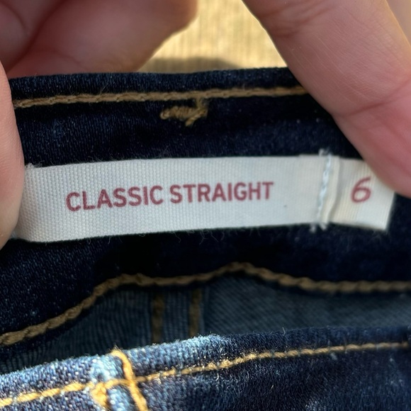 Levi’s Classic Straight Fit Women’s
Jeans | Size 6s W28 L28 - Picture 9 of 11